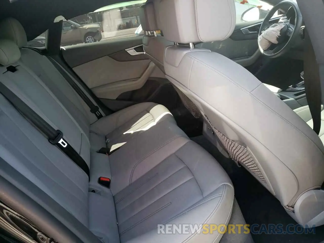 6 fotografías del automóvil dañado WAUCNCF5XLA017709 AUDI A5 2020