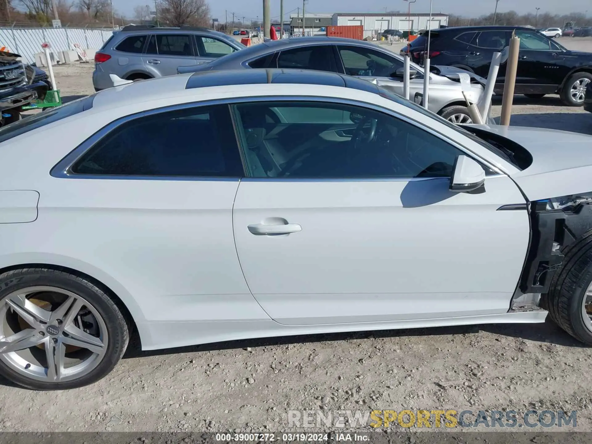 14 fotografías del automóvil dañado WAUSNAF58LA001590 AUDI A5 2020