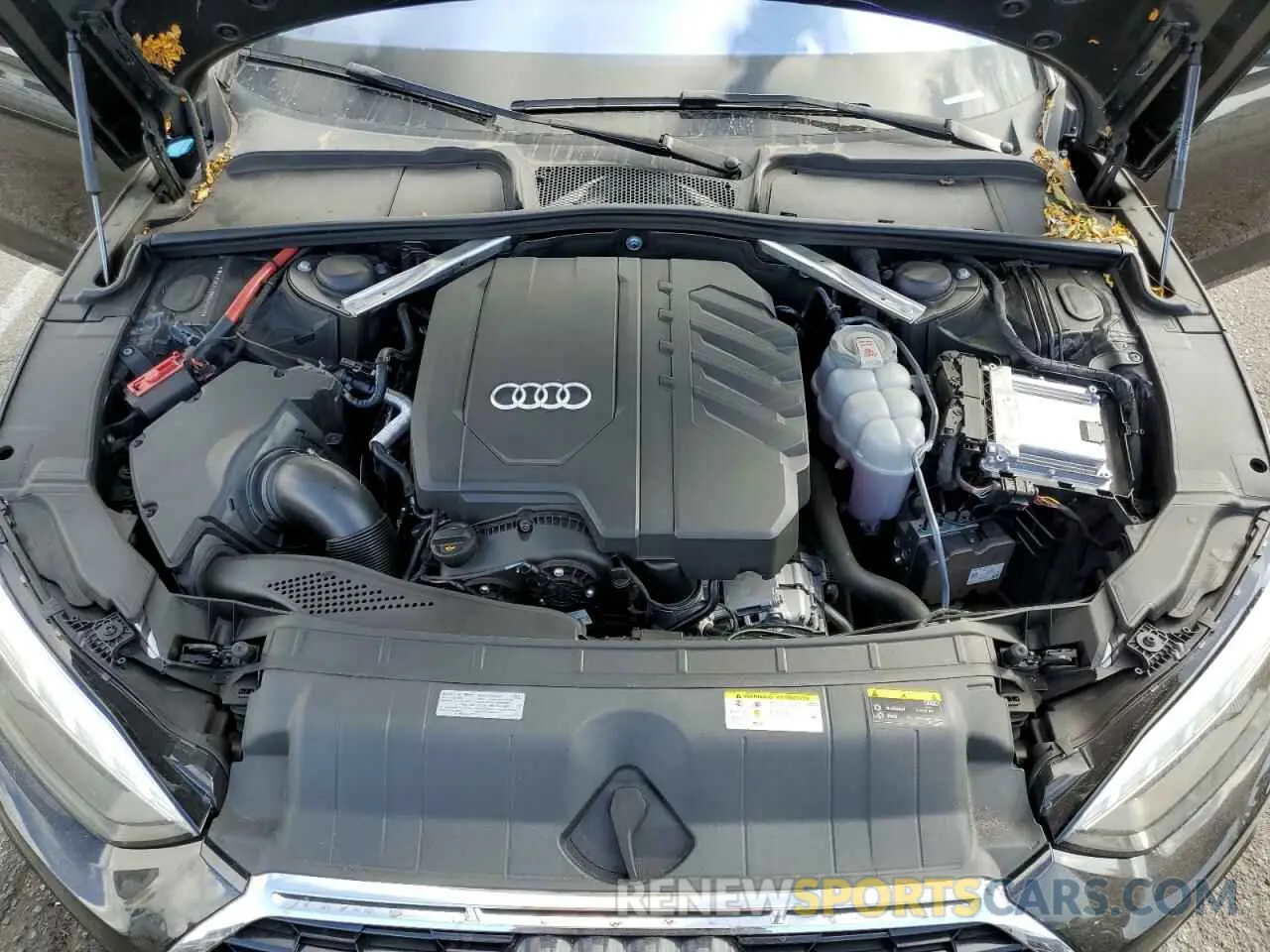 11 fotografías del automóvil dañado WAUCBCF51MA040399 AUDI A5 2021