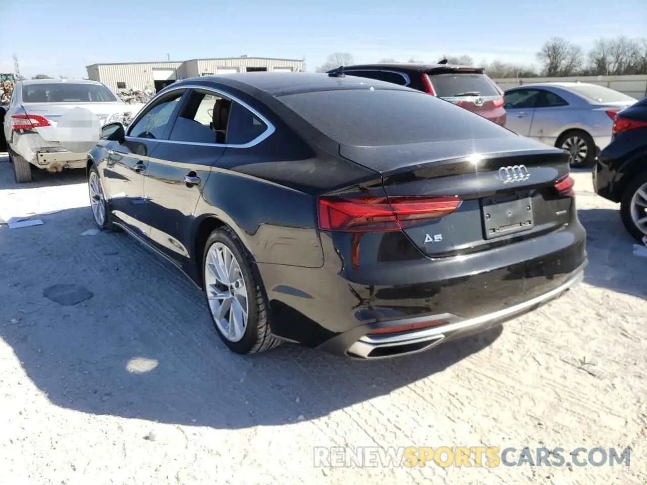 3 fotografías del automóvil dañado WAUCBCF53MA028562 AUDI A5 2021