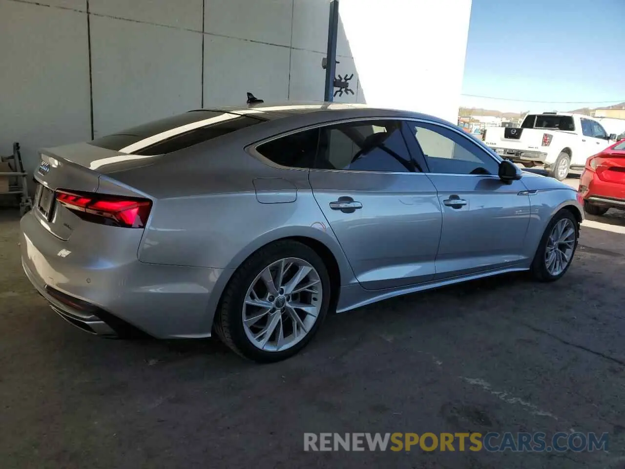 3 fotografías del automóvil dañado WAUCBCF55MA011715 AUDI A5 2021