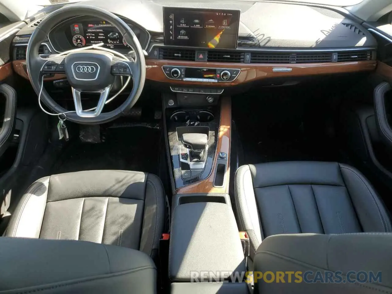 8 fotografías del automóvil dañado WAUCBCF57MA062178 AUDI A5 2021