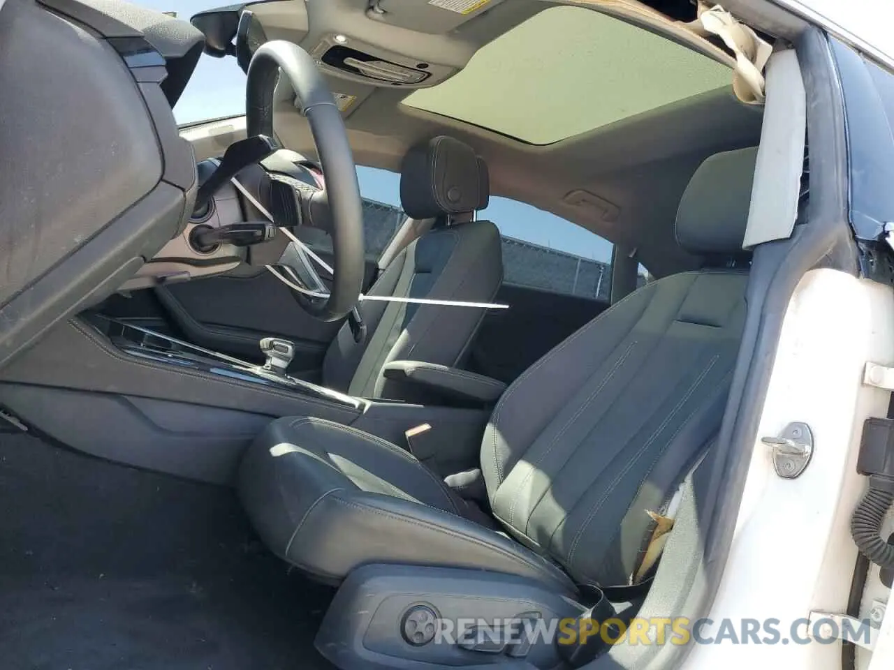 7 fotografías del automóvil dañado WAUCBCF5XMA061395 AUDI A5 2021