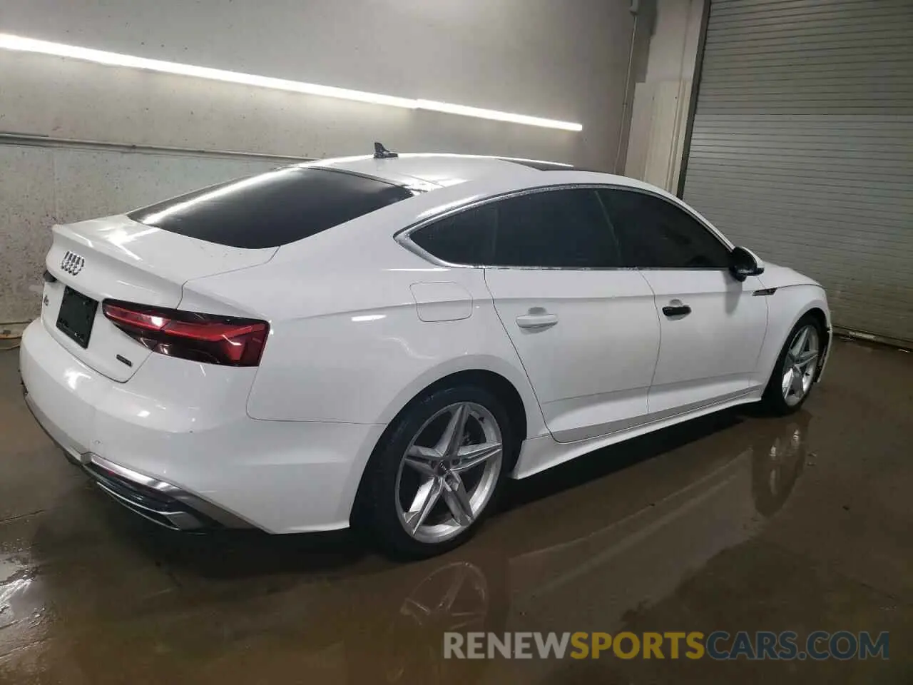 3 fotografías del automóvil dañado WAUDACF53MA016807 AUDI A5 2021