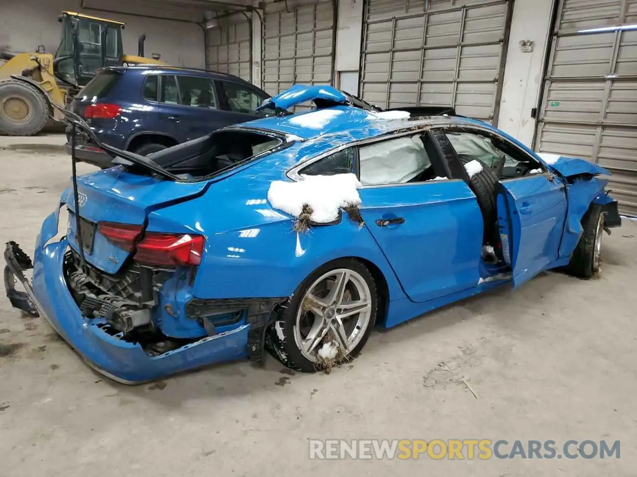 3 fotografías del automóvil dañado WAUDACF57MA011397 AUDI A5 2021