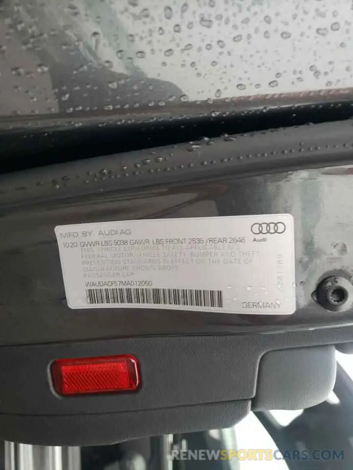 10 fotografías del automóvil dañado WAUDACF57MA012050 AUDI A5 2021