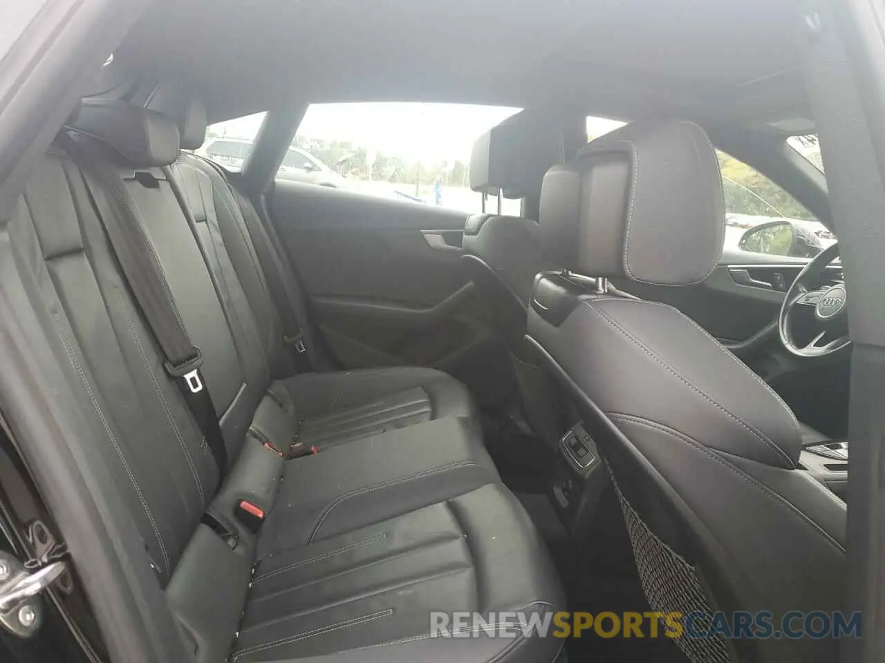 10 fotografías del automóvil dañado WAUDACF57MA044450 AUDI A5 2021