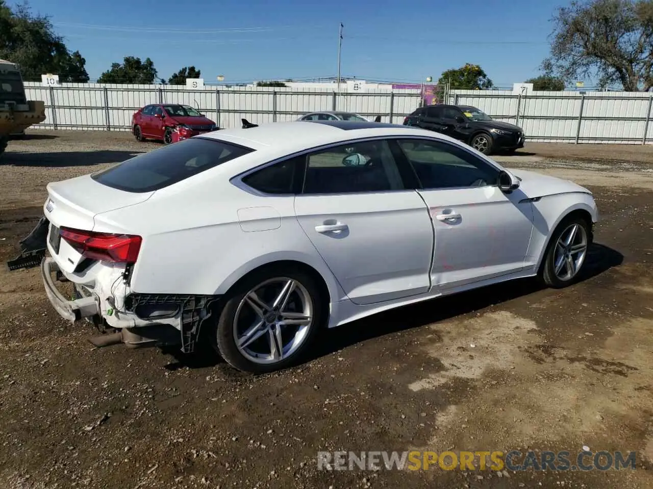 3 fotografías del automóvil dañado WAUDACF59MA017704 AUDI A5 2021