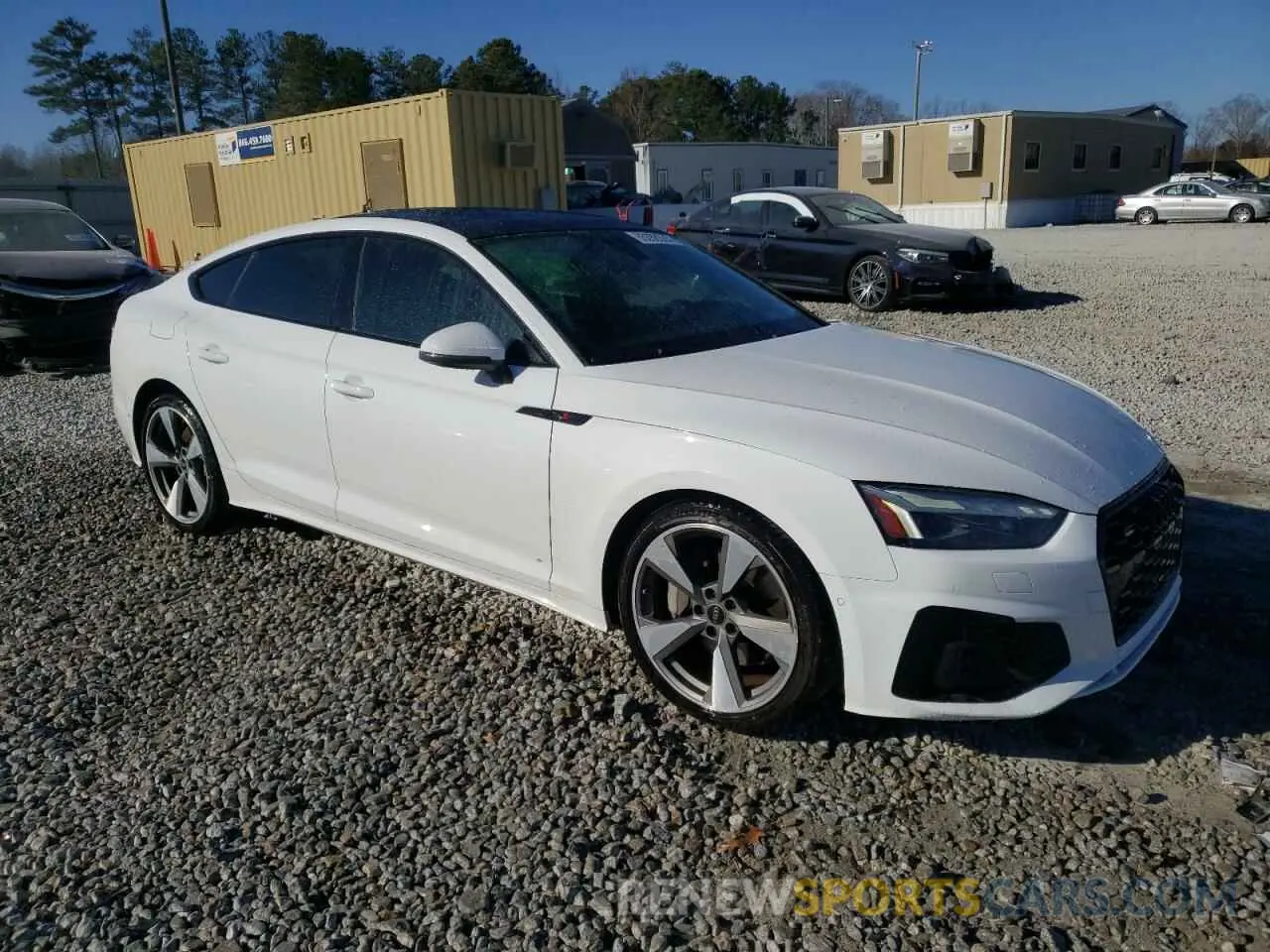 4 fotografías del automóvil dañado WAUEACF5XMA048061 AUDI A5 2021