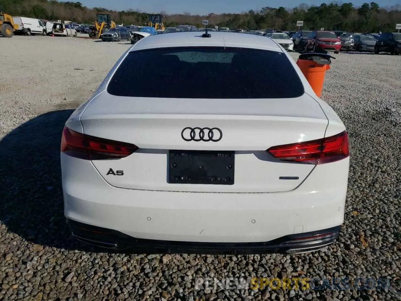 6 fotografías del automóvil dañado WAUEACF5XMA048061 AUDI A5 2021