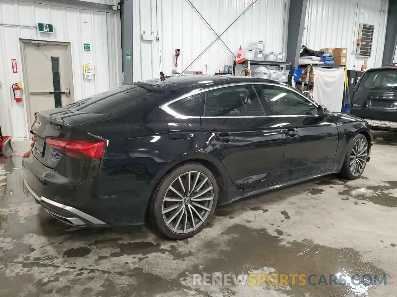 3 fotografías del automóvil dañado WAUFACF51MA031847 AUDI A5 2021