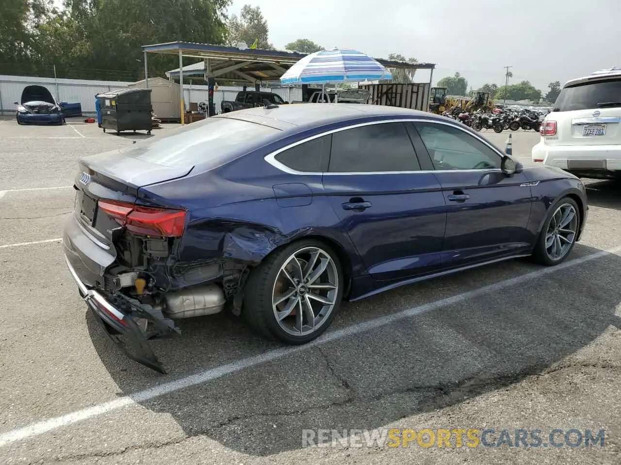 3 fotografías del automóvil dañado WAUFACF51MA046073 AUDI A5 2021