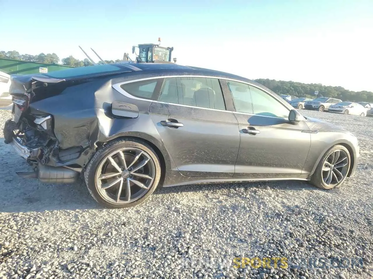 3 fotografías del automóvil dañado WAUFACF55MA019605 AUDI A5 2021