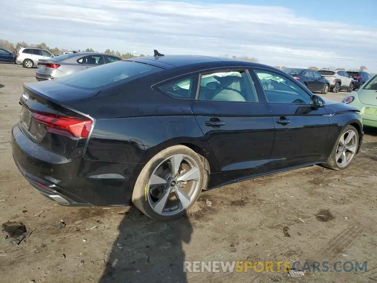 3 fotografías del automóvil dañado WAUFACF59MA062859 AUDI A5 2021