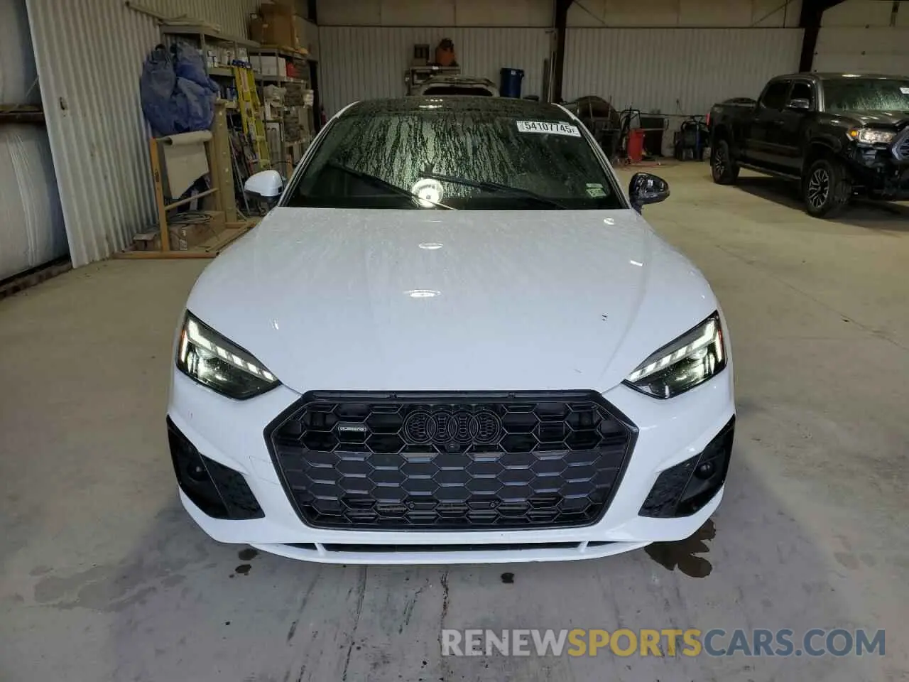 5 fotografías del automóvil dañado WAUFACF5XMA050168 AUDI A5 2021