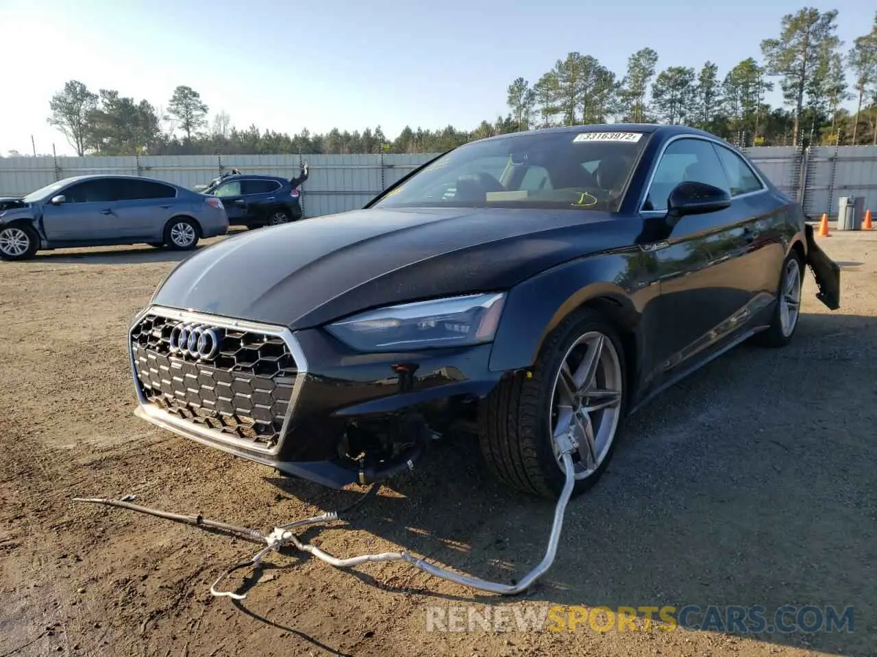 2 fotografías del automóvil dañado WAUSAAF50MA034399 AUDI A5 2021