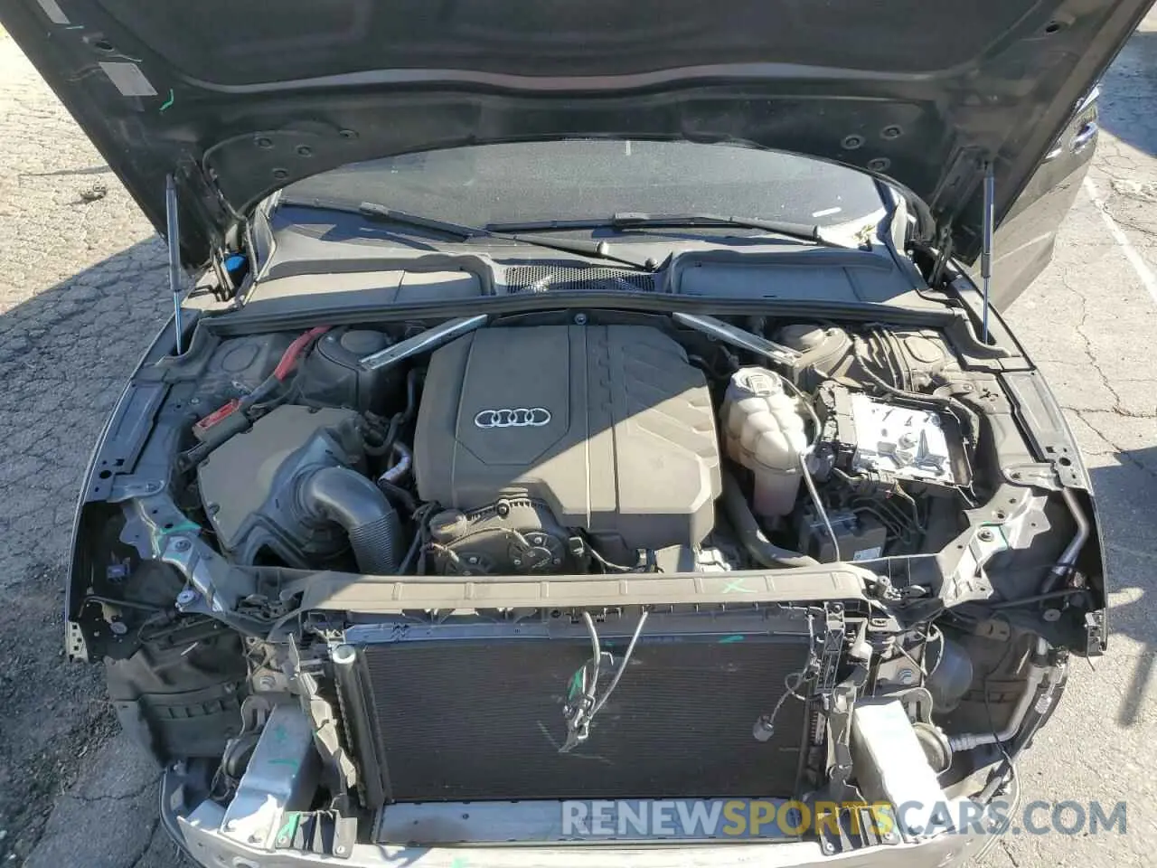11 fotografías del automóvil dañado WAUSAAF5XMA009039 AUDI A5 2021