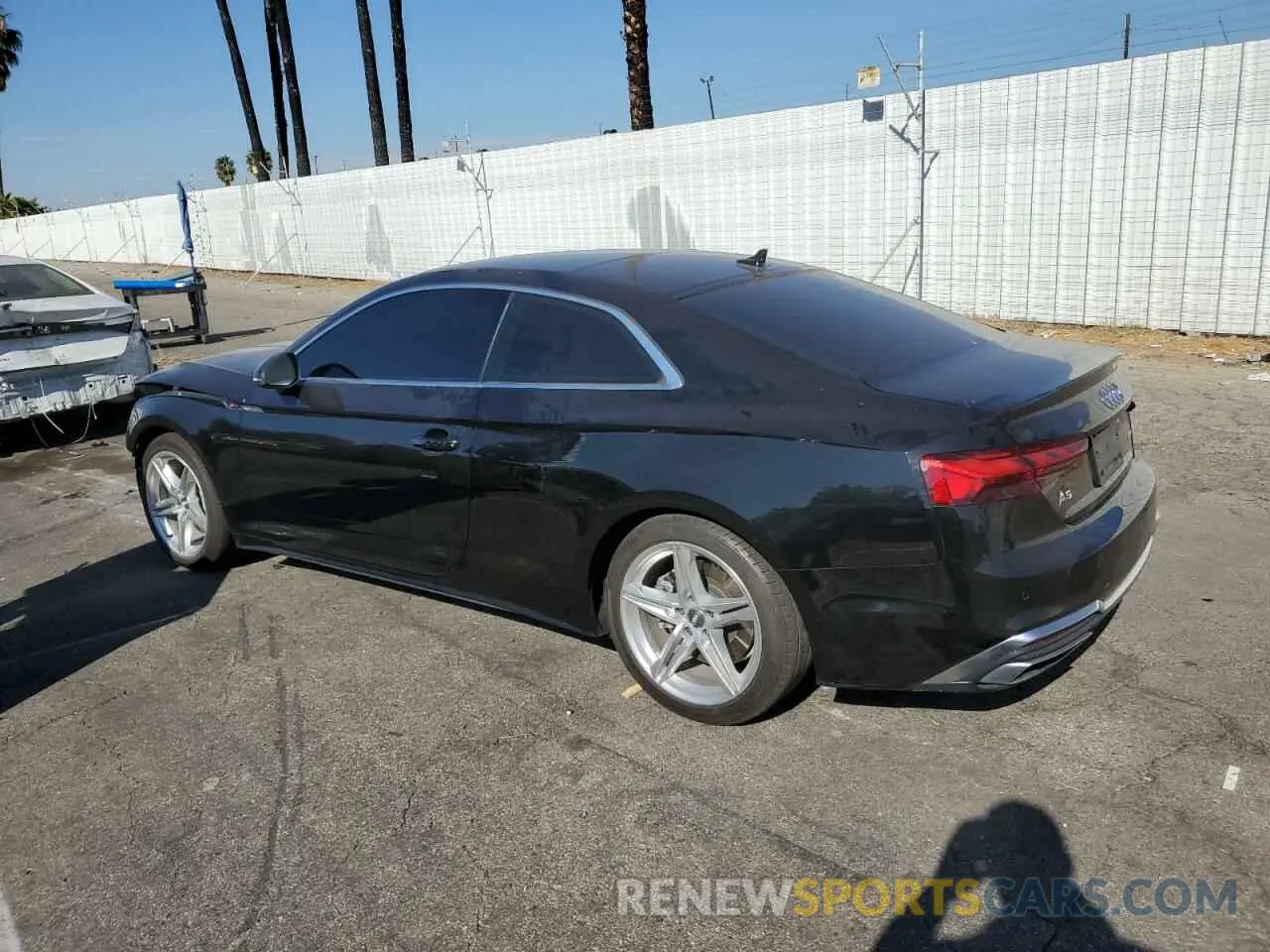 2 fotografías del automóvil dañado WAUSAAF5XMA009039 AUDI A5 2021
