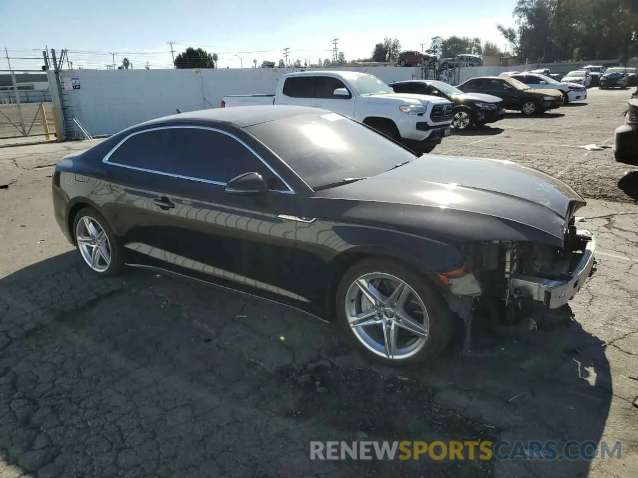 4 fotografías del automóvil dañado WAUSAAF5XMA009039 AUDI A5 2021