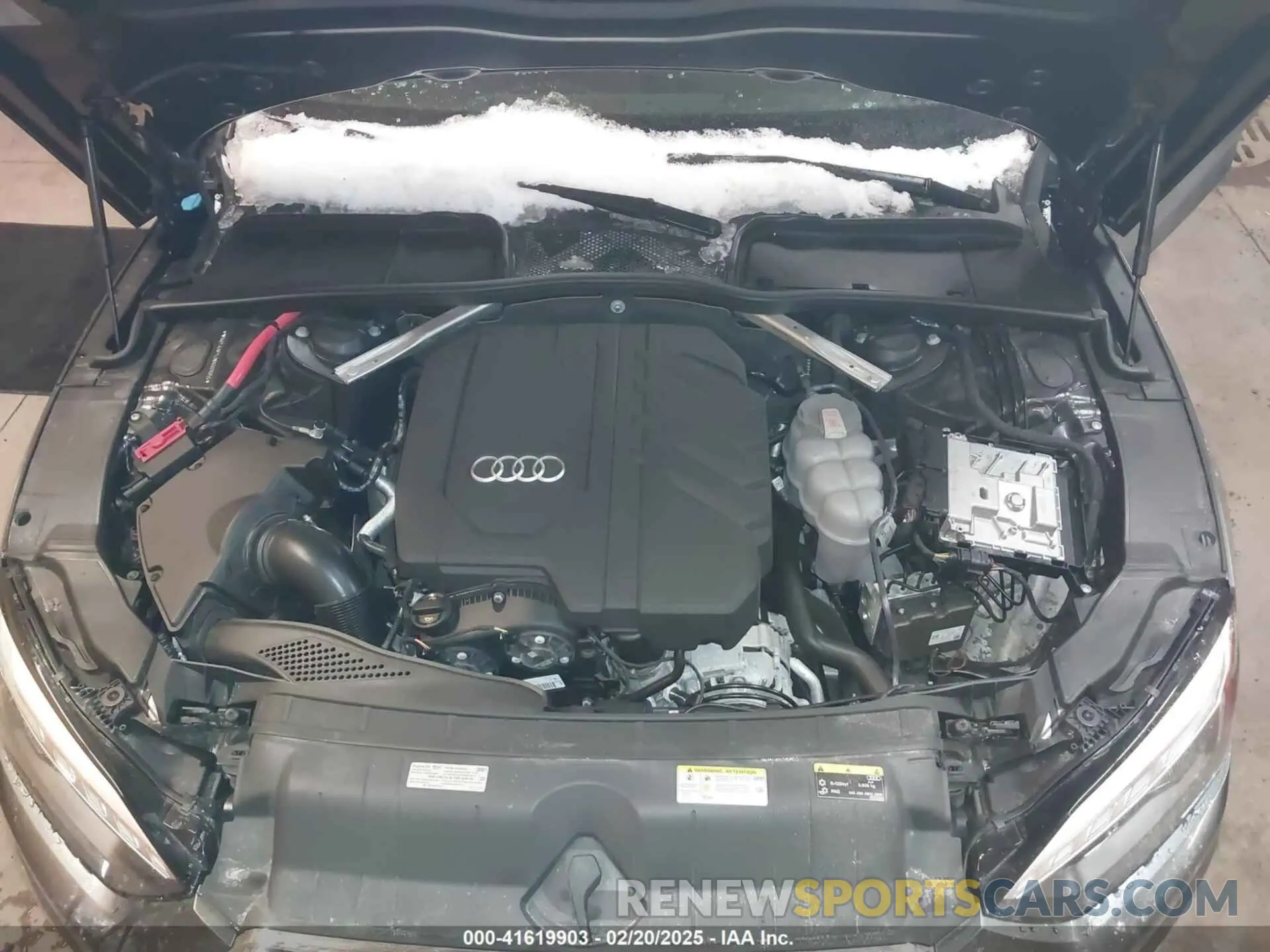 10 fotografías del automóvil dañado WAUTAAF52MA009055 AUDI A5 2021