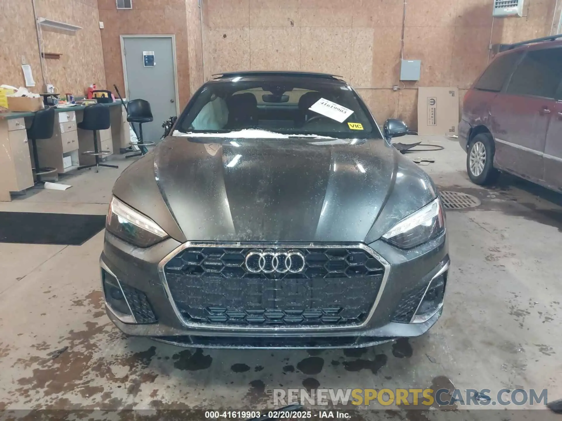 12 fotografías del automóvil dañado WAUTAAF52MA009055 AUDI A5 2021