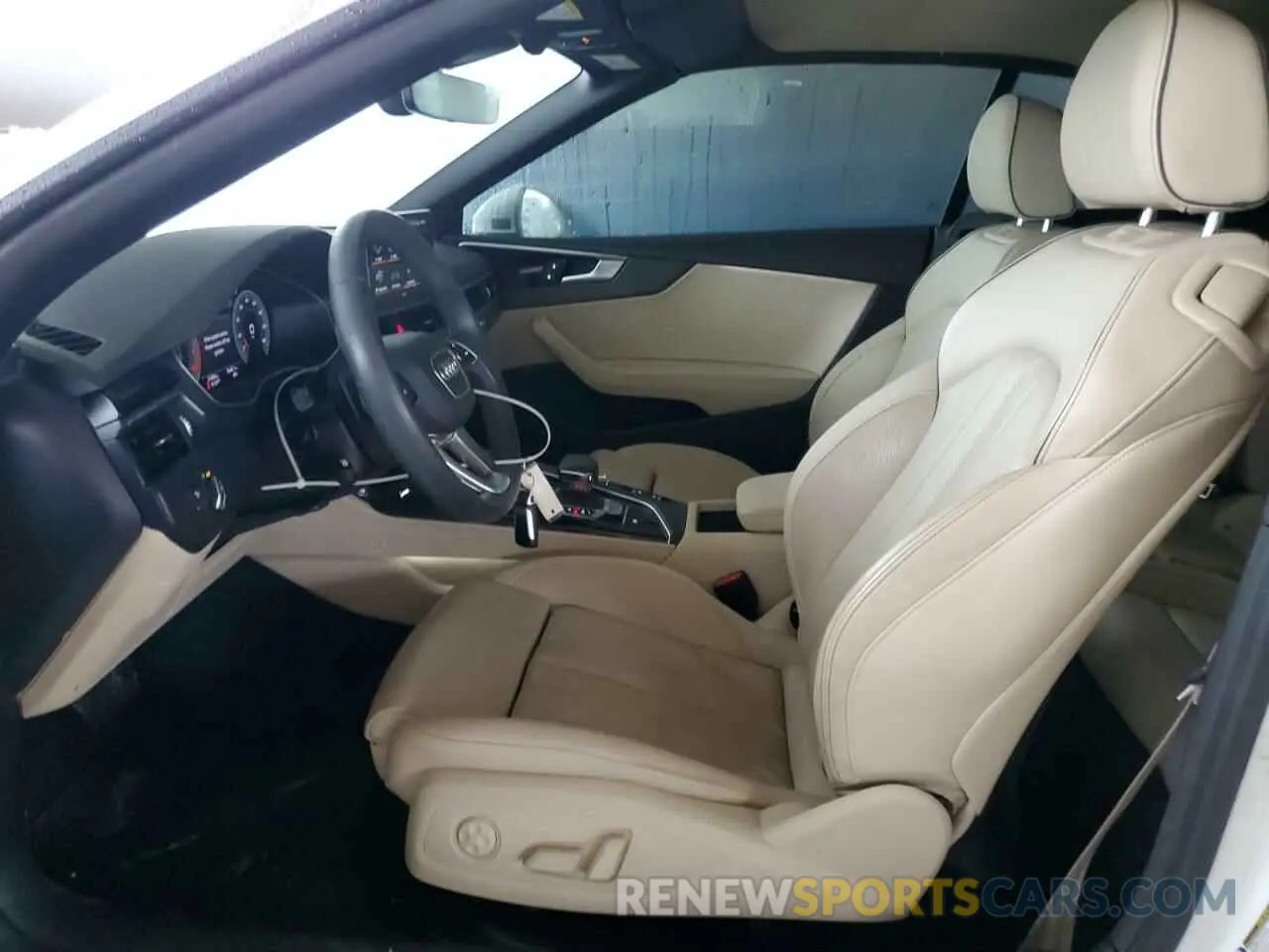 7 fotografías del automóvil dañado WAUWAGF55MN001301 AUDI A5 2021