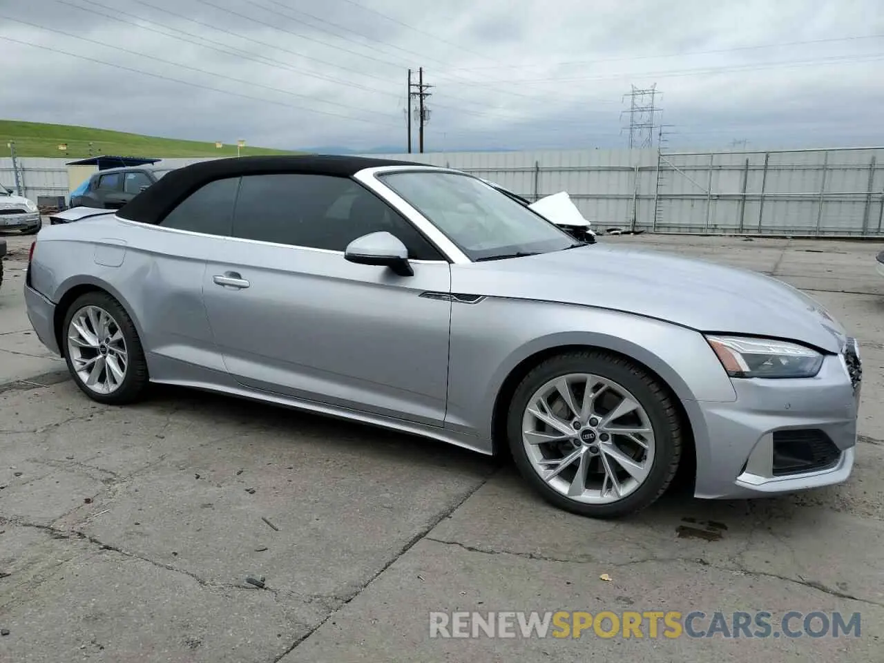 4 fotografías del automóvil dañado WAUWAGF55MN006904 AUDI A5 2021