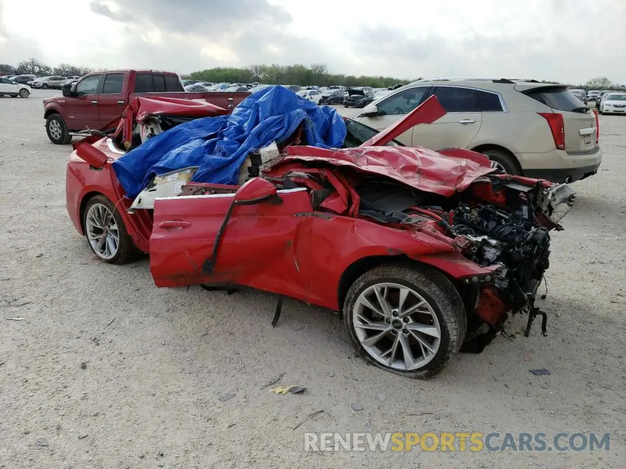 4 fotografías del automóvil dañado WAUABCF52NA028674 AUDI A5 2022