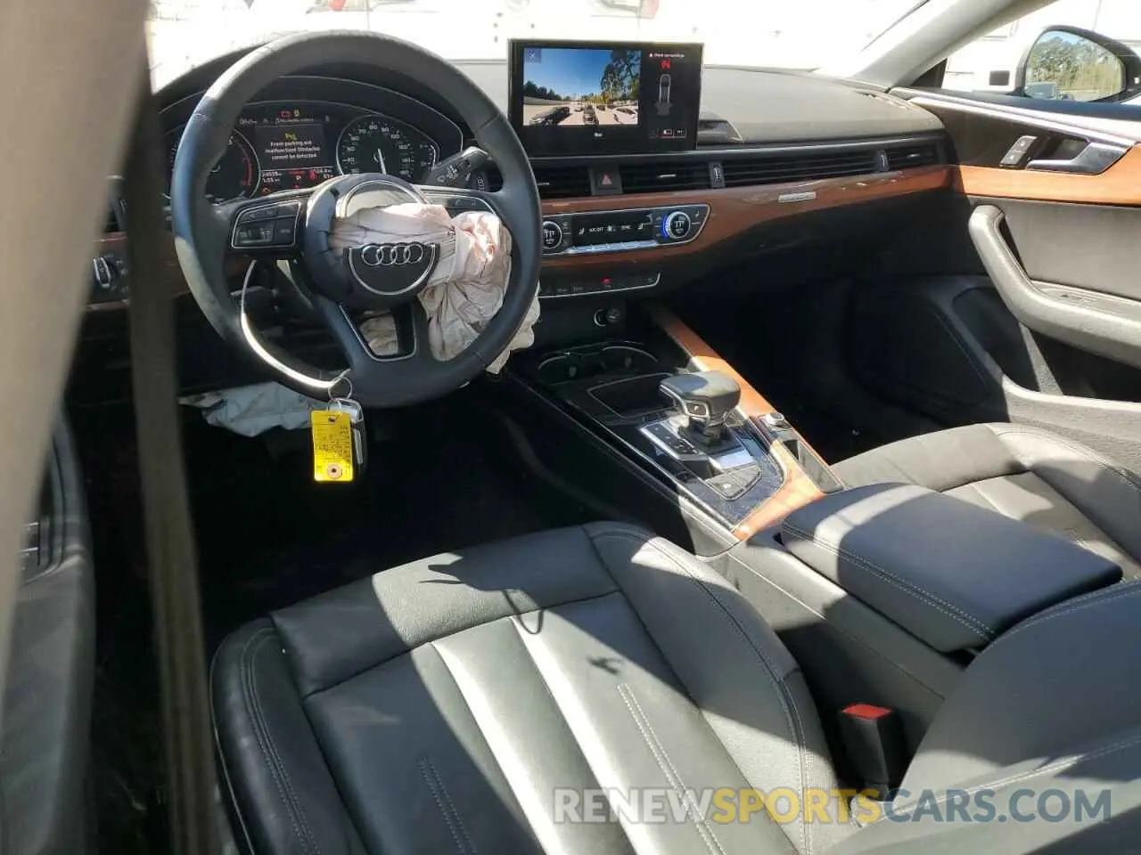 8 fotografías del automóvil dañado WAUABDF56NA003489 AUDI A5 2022