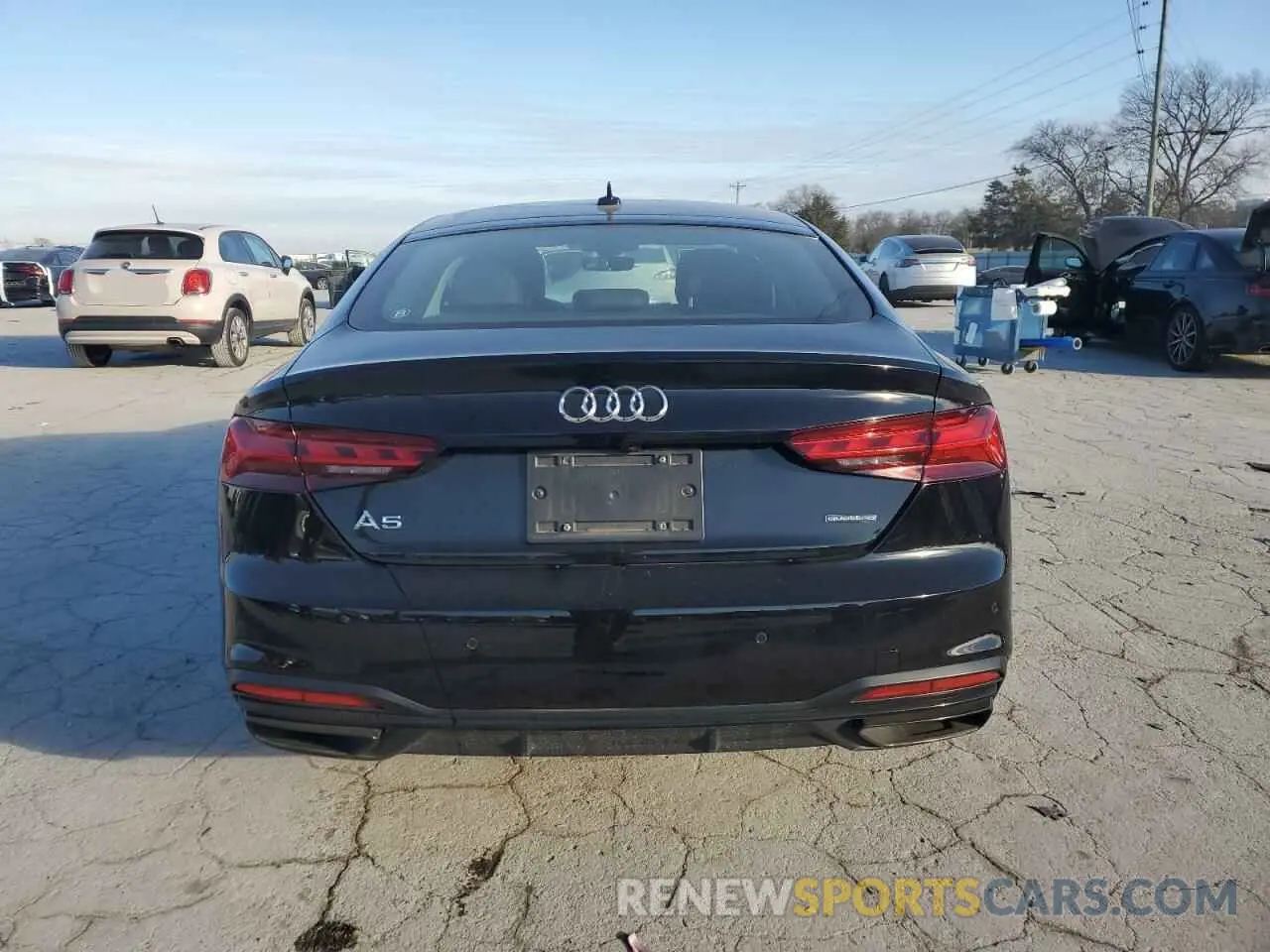 6 fotografías del automóvil dañado WAUCBCF52NA029266 AUDI A5 2022