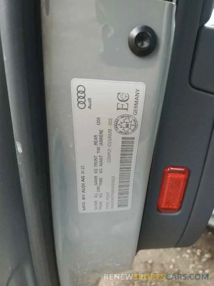 13 fotografías del automóvil dañado WAUEACF55NA020024 AUDI A5 2022