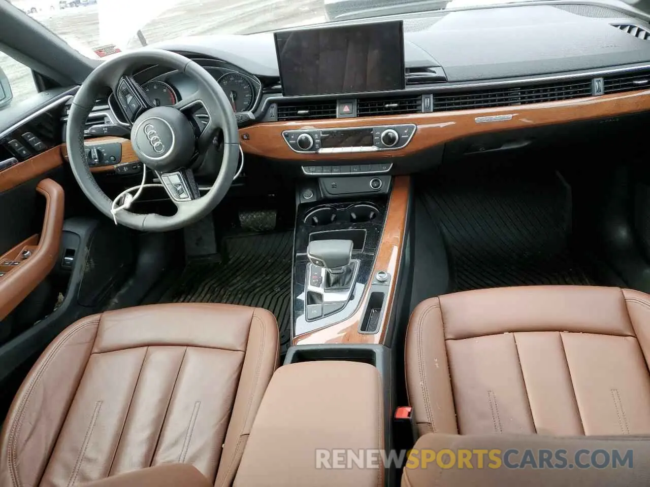 8 fotografías del automóvil dañado WAUABCF52PA027060 AUDI A5 2023
