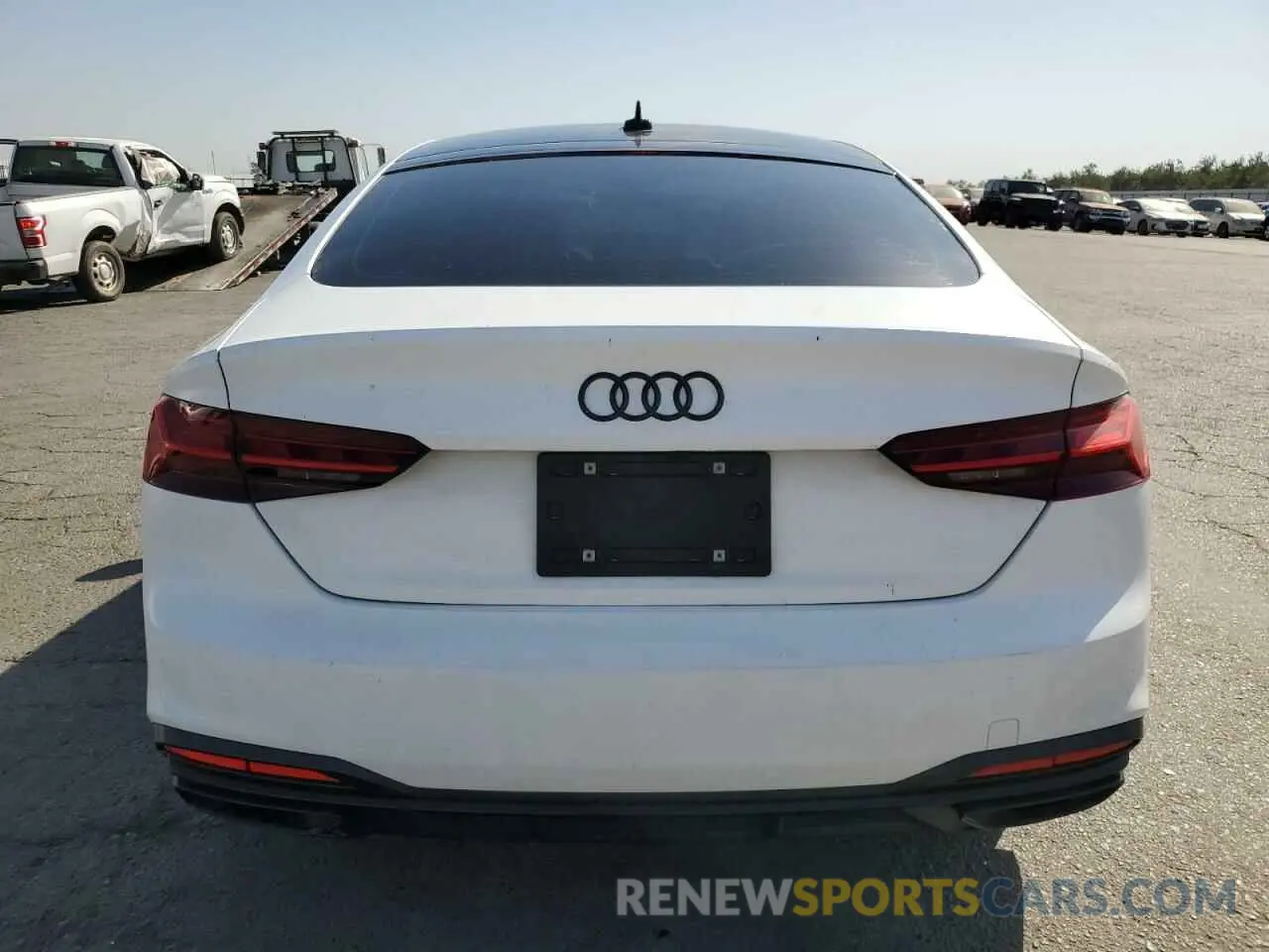 6 fotografías del automóvil dañado WAUABCF57PA022193 AUDI A5 2023