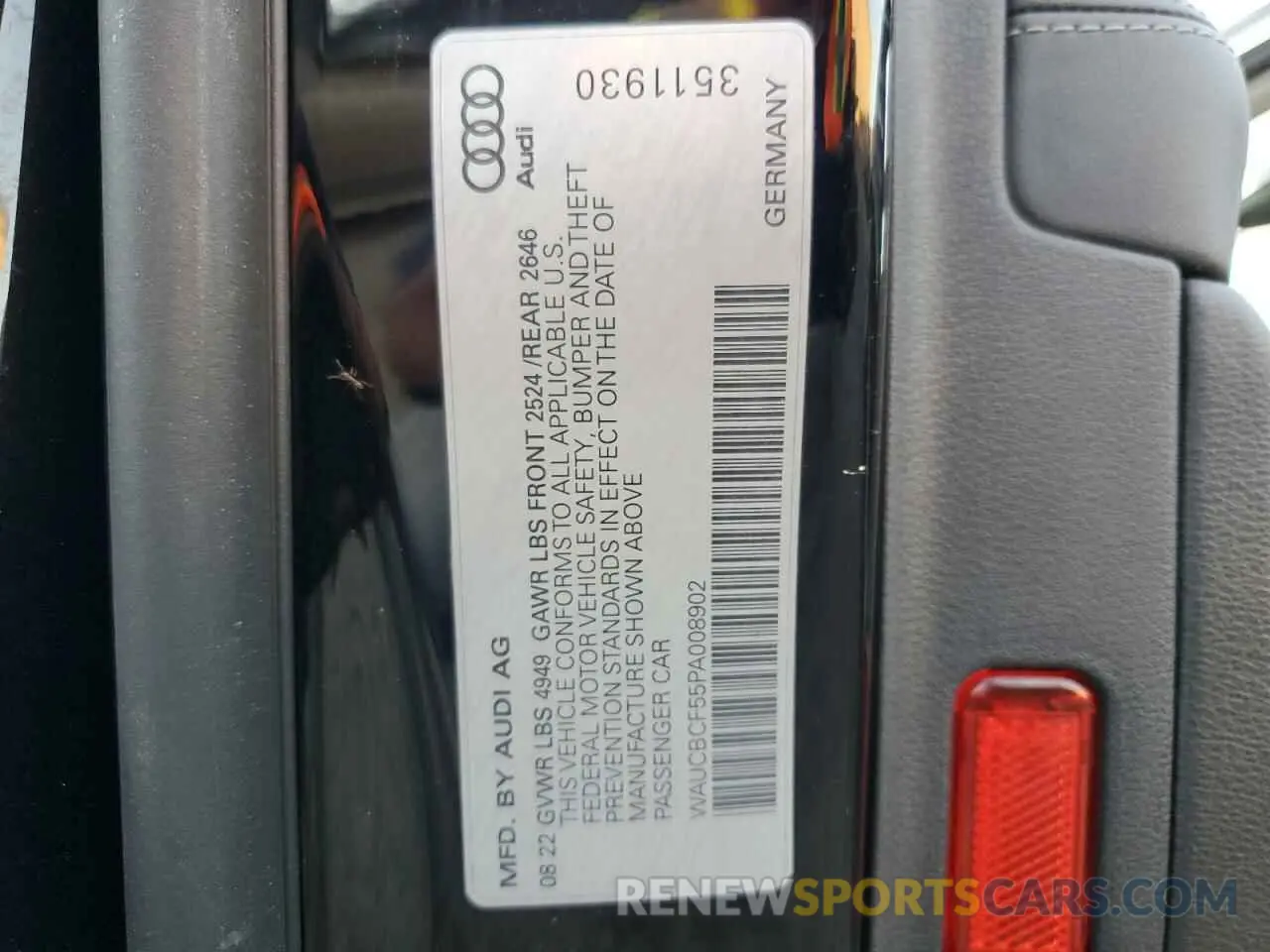 12 fotografías del automóvil dañado WAUCBCF55PA008902 AUDI A5 2023