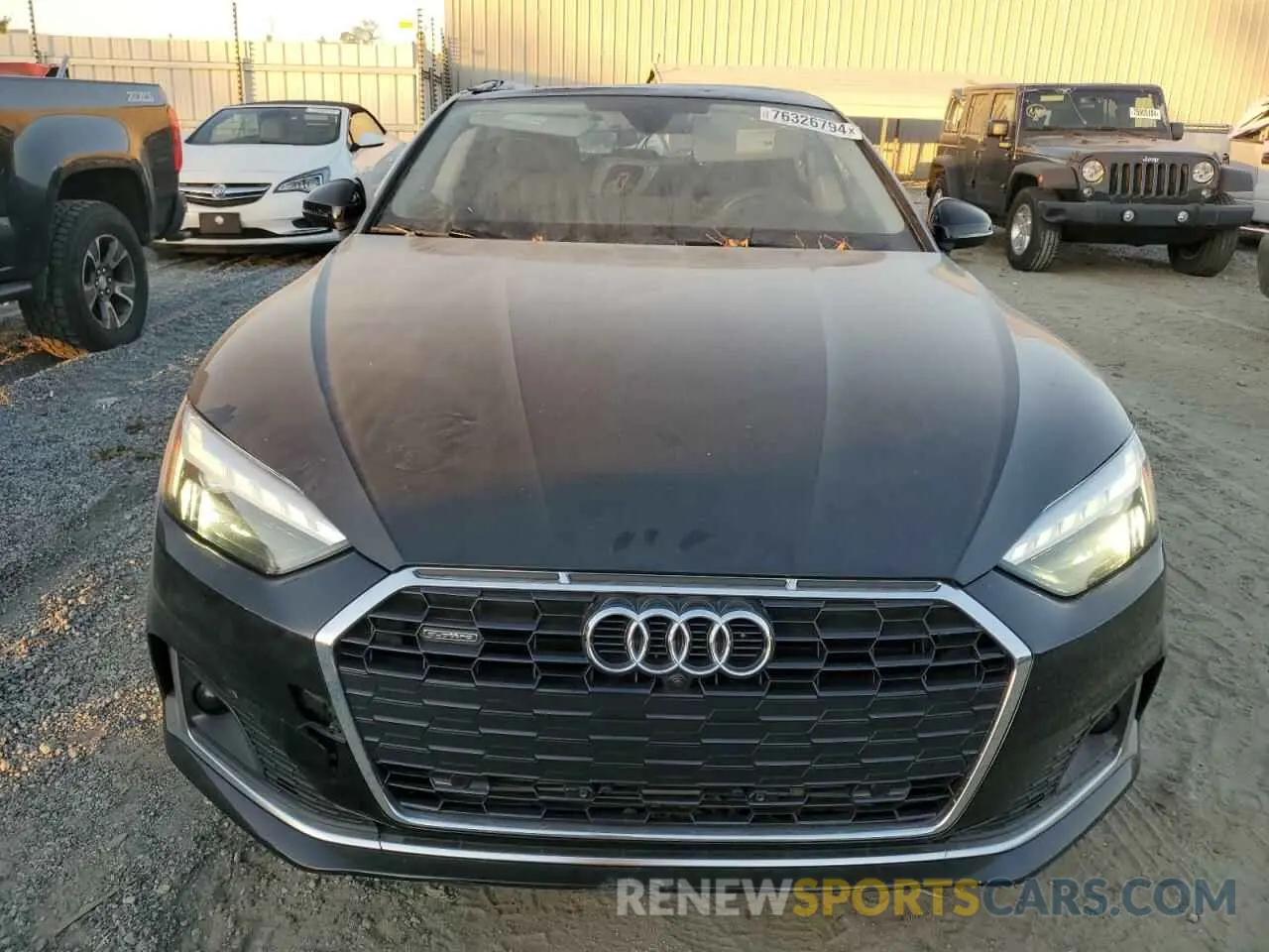 5 fotografías del automóvil dañado WAUCBCF55PA008902 AUDI A5 2023