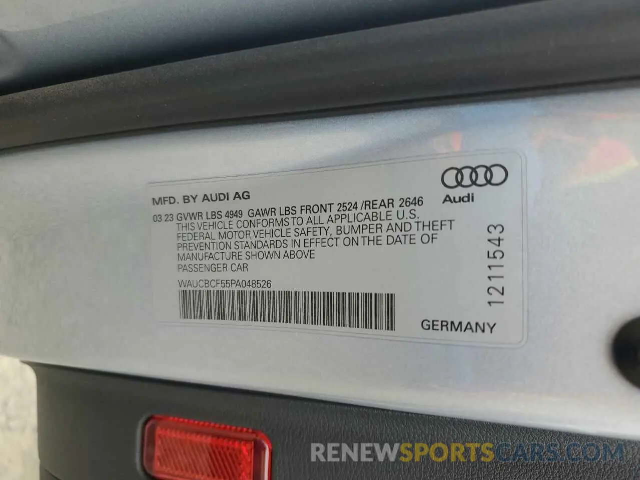 12 fotografías del automóvil dañado WAUCBCF55PA048526 AUDI A5 2023