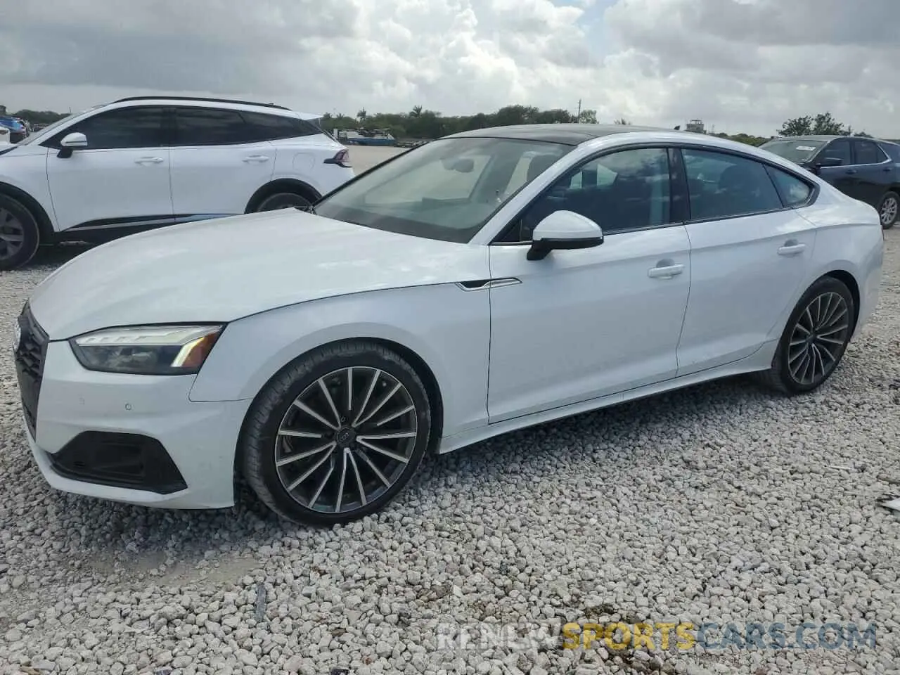 1 fotografías del automóvil dañado WAUCBCF58PA041599 AUDI A5 2023
