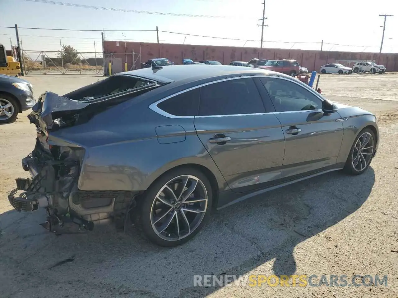 3 fotografías del automóvil dañado WAUDACF52PA046661 AUDI A5 2023