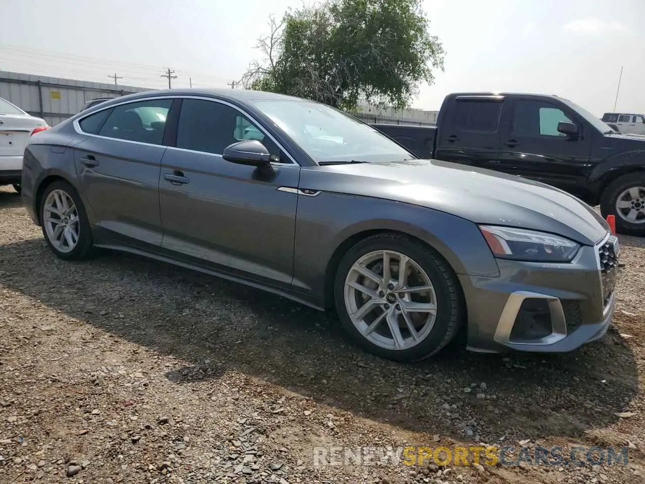 4 fotografías del automóvil dañado WAUDACF54PA015797 AUDI A5 2023