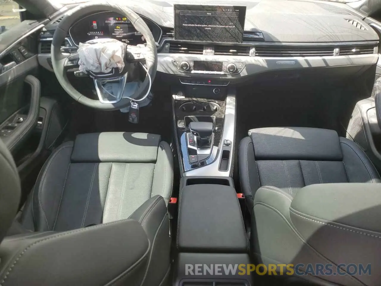 8 fotografías del automóvil dañado WAUEADF51PA043423 AUDI A5 2023
