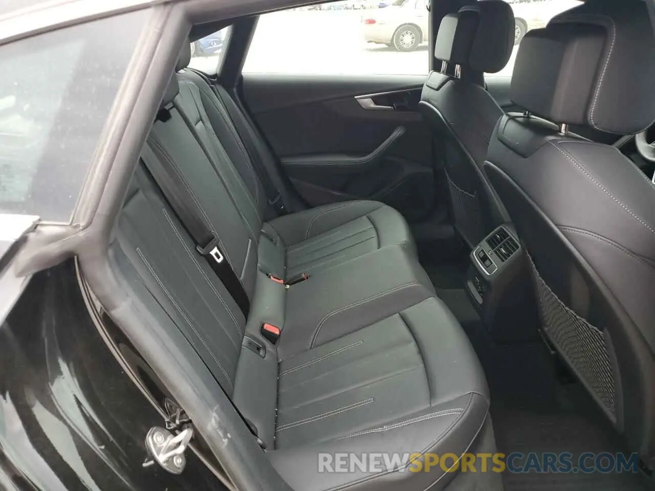 10 fotografías del automóvil dañado WAUFACF56PA040015 AUDI A5 2023