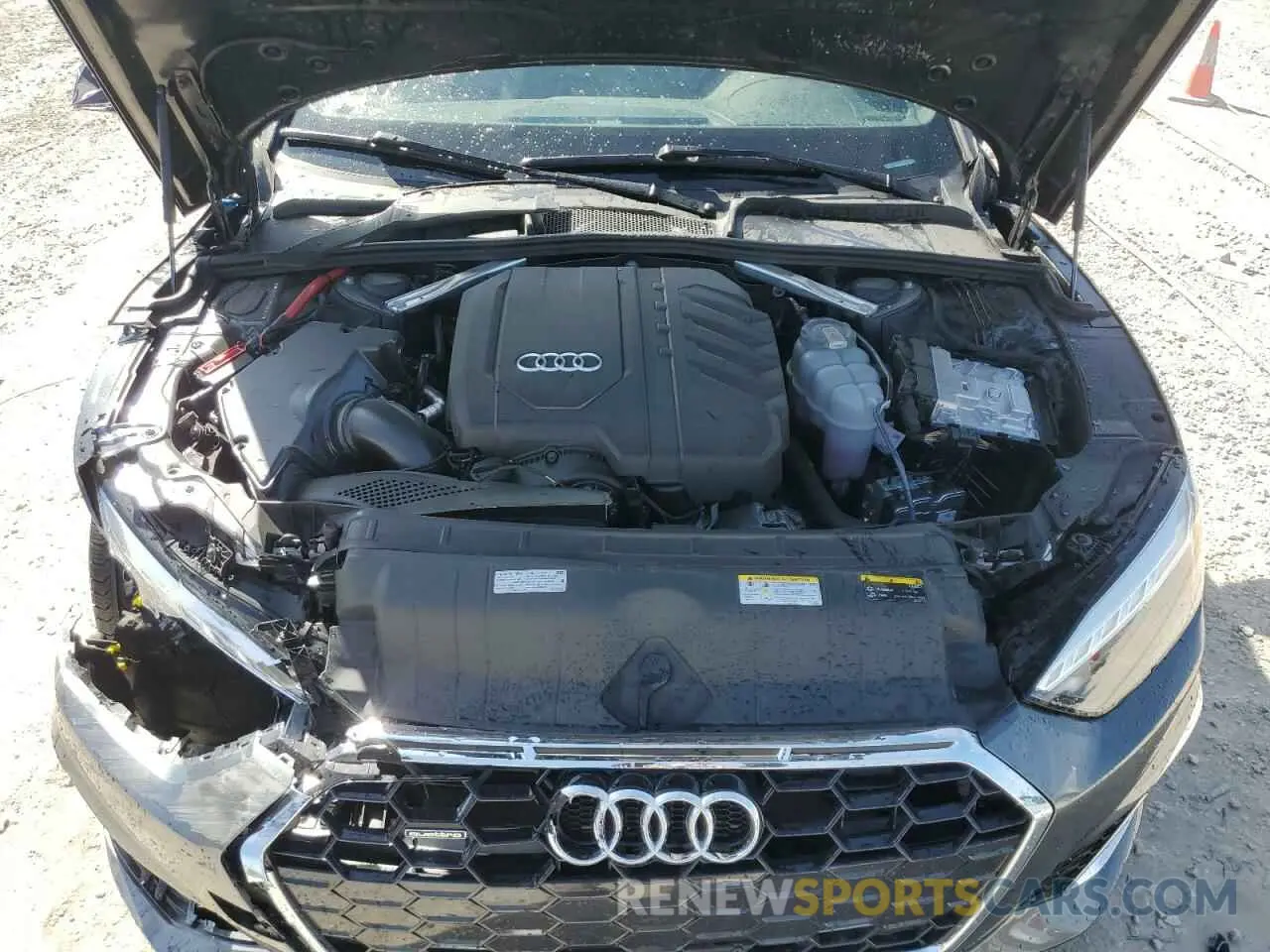 11 fotografías del automóvil dañado WAUFACF57PA012031 AUDI A5 2023