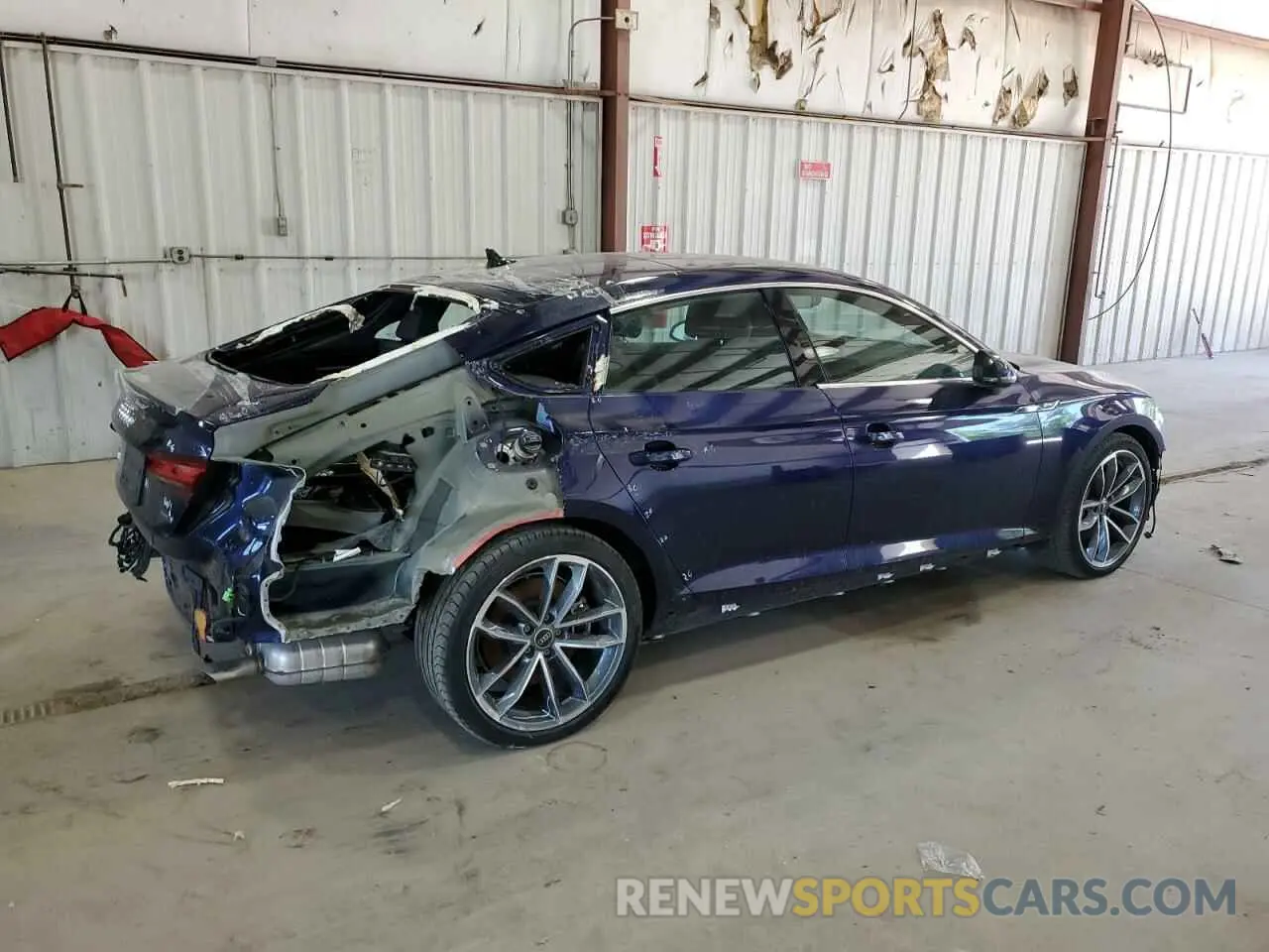 3 fotografías del automóvil dañado WAUFACF58PA029856 AUDI A5 2023