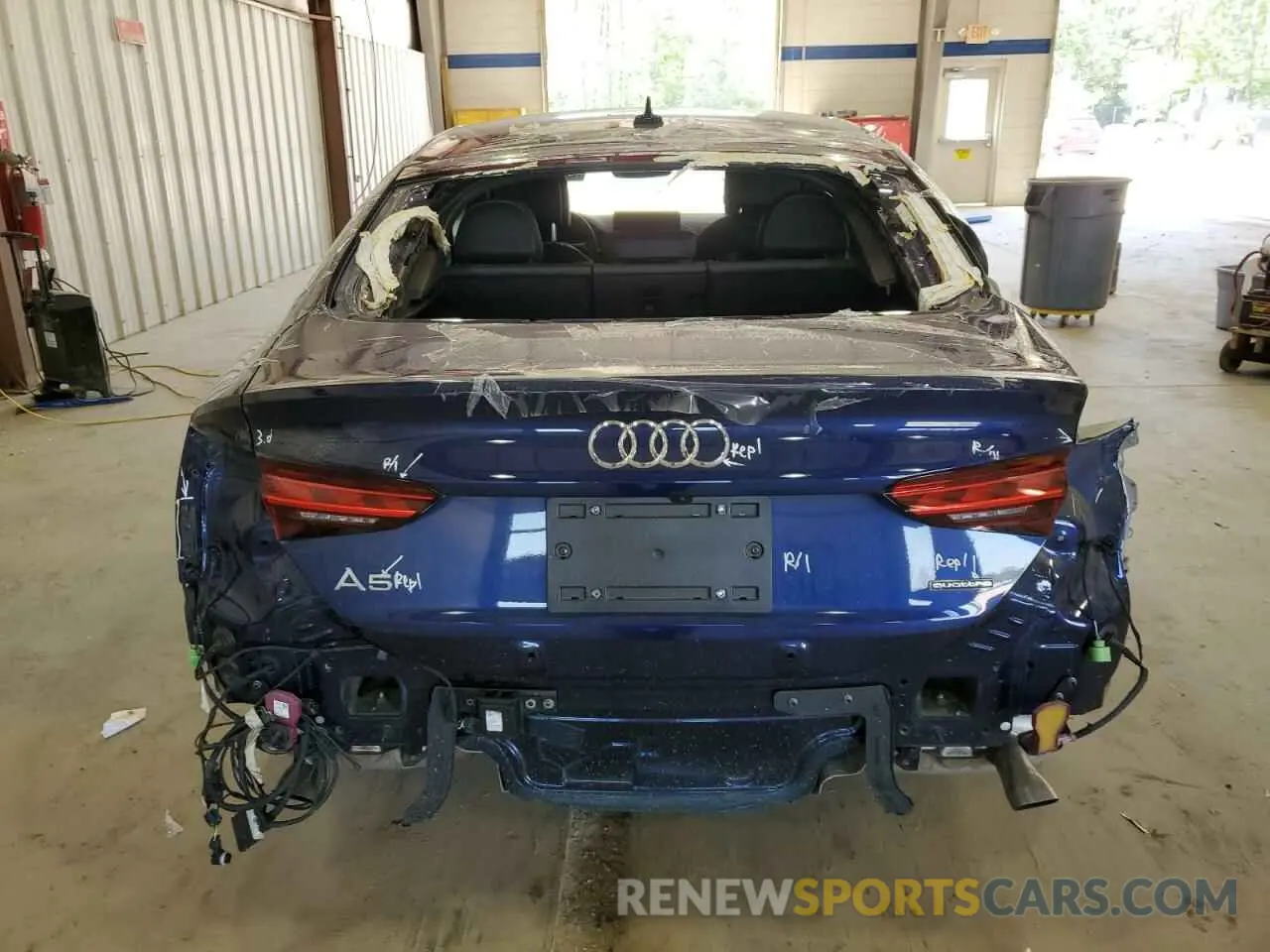 6 fotografías del automóvil dañado WAUFACF58PA029856 AUDI A5 2023