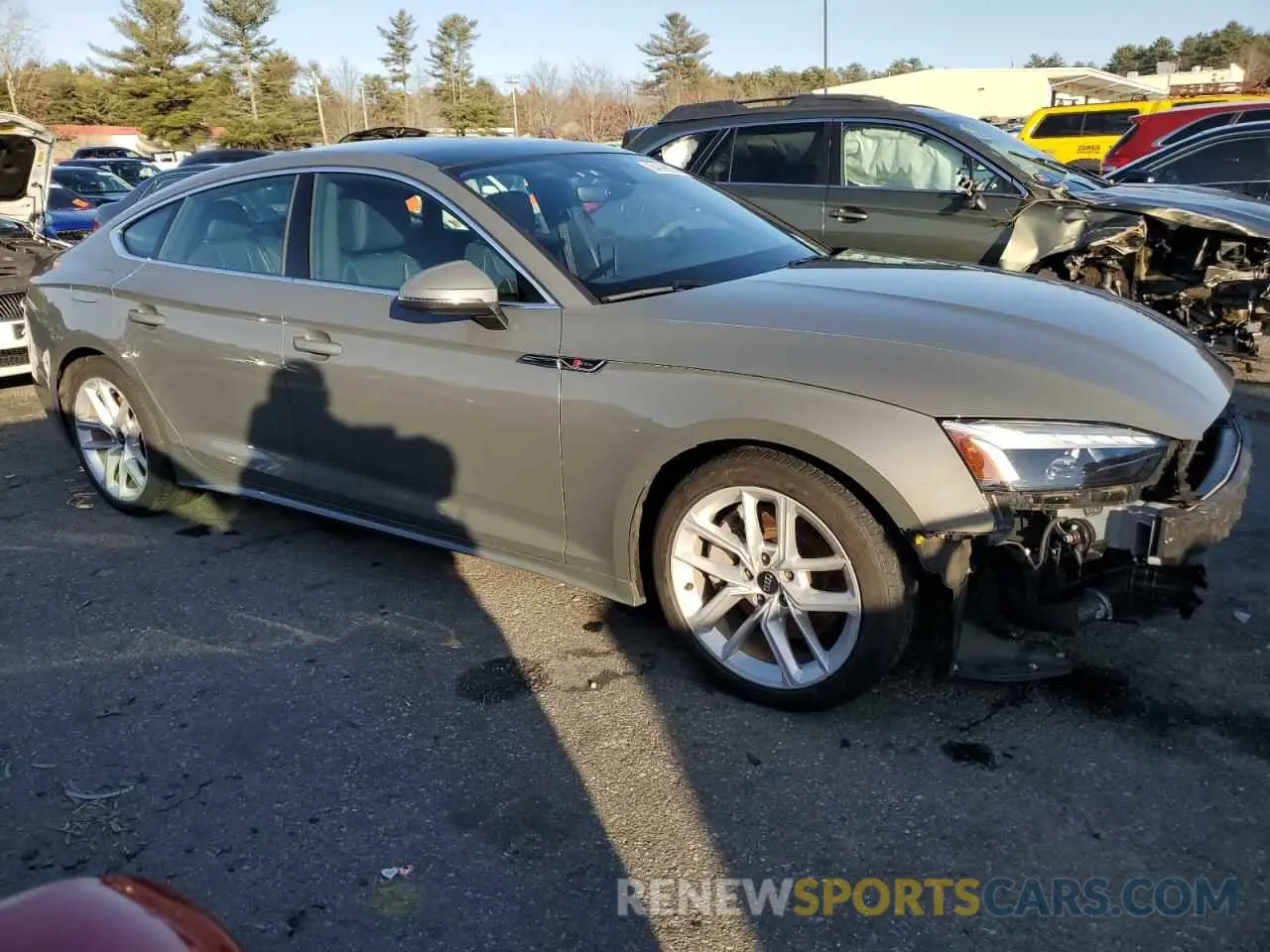 4 fotografías del automóvil dañado WAUFACF5XPA001346 AUDI A5 2023