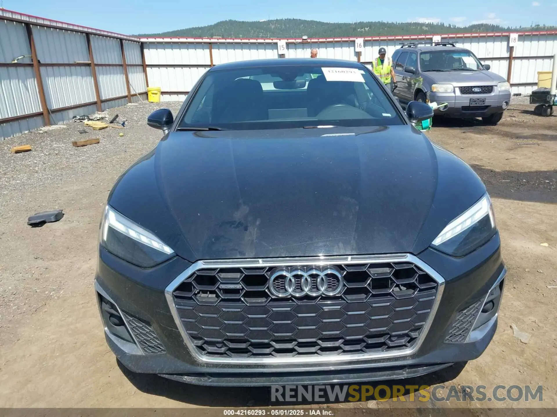 13 fotografías del automóvil dañado WAUSAAF51PA011430 AUDI A5 2023