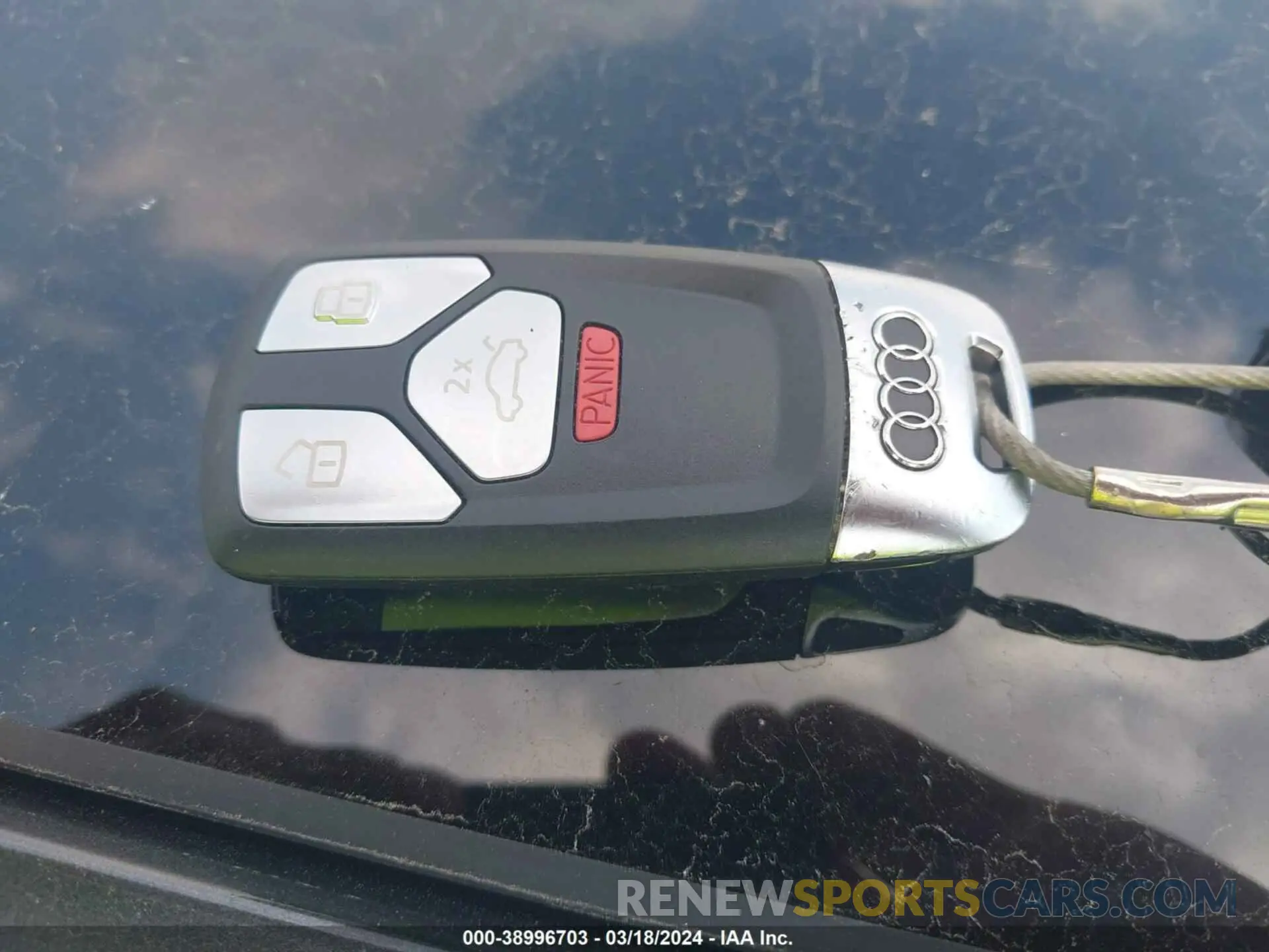 11 fotografías del automóvil dañado WAUSAAF59PA016696 AUDI A5 2023