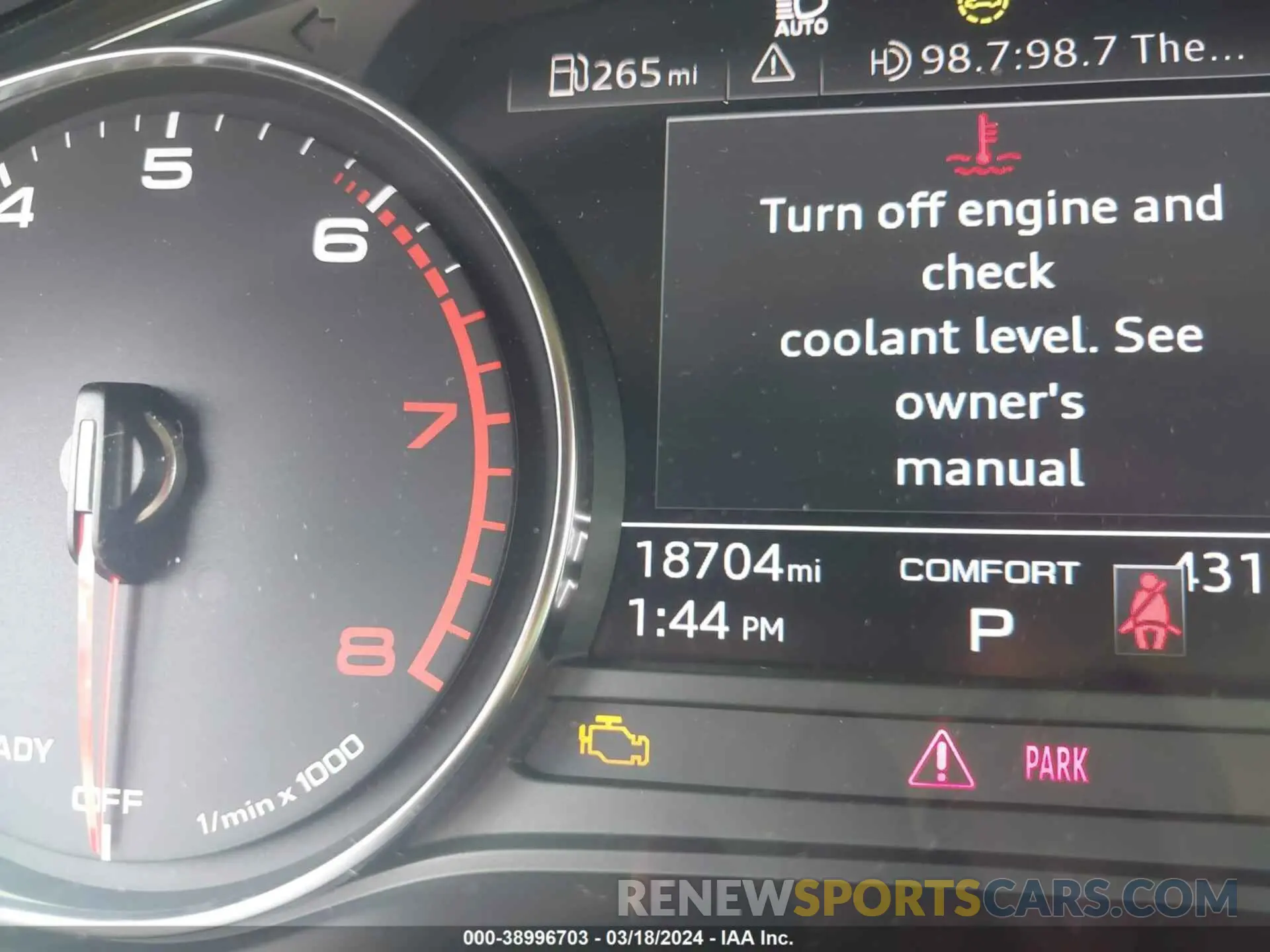 15 fotografías del automóvil dañado WAUSAAF59PA016696 AUDI A5 2023