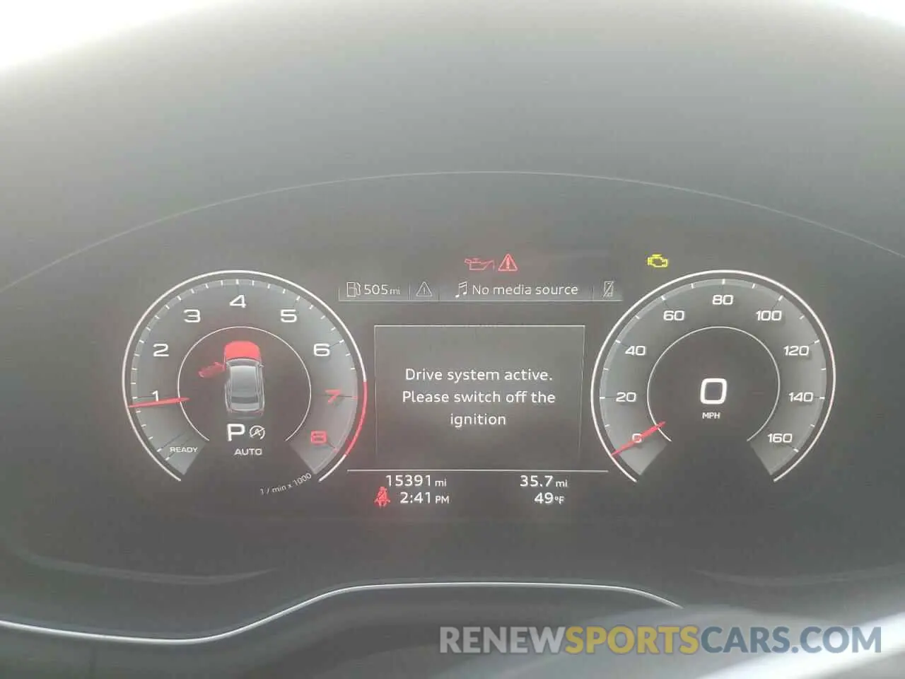 9 fotografías del automóvil dañado WAUTAAF55PA022631 AUDI A5 2023
