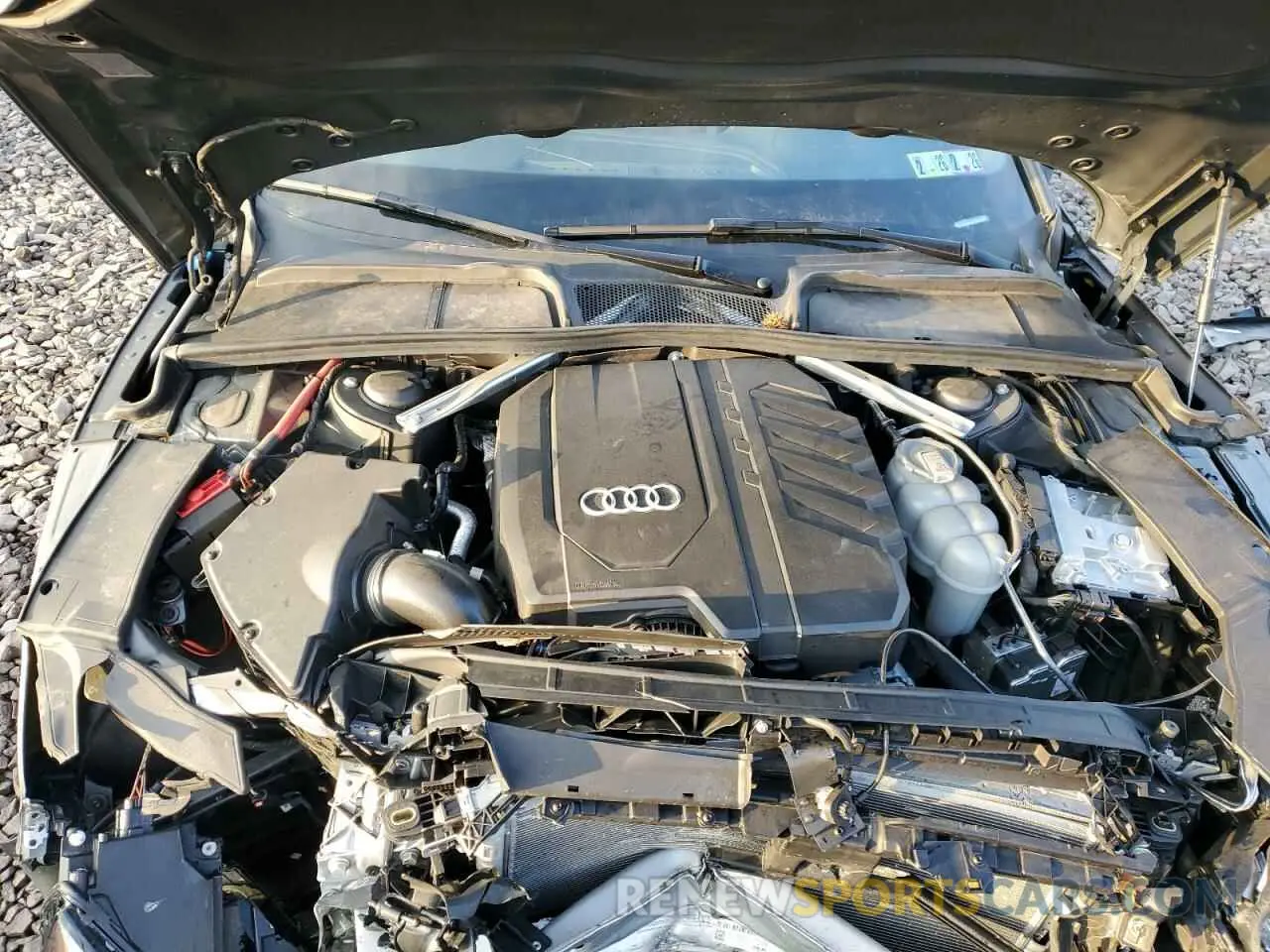 11 fotografías del automóvil dañado WAUDACF57RA048442 AUDI A5 2024